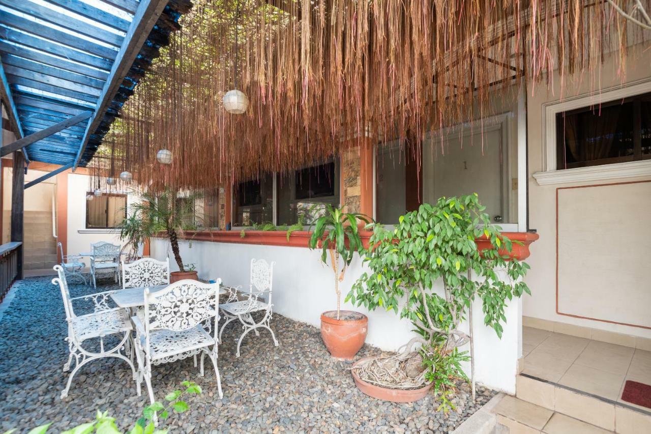 Oyo 223 Marquis Hotel And Restaurant Ángeles Exterior foto